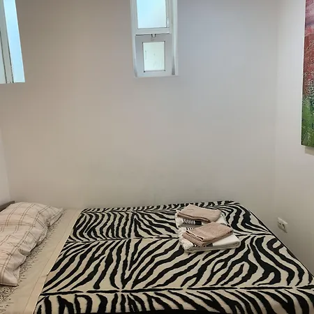 House And In Πανσιόν Lisboa