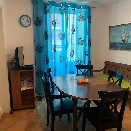 Guest house House And In Lisbon