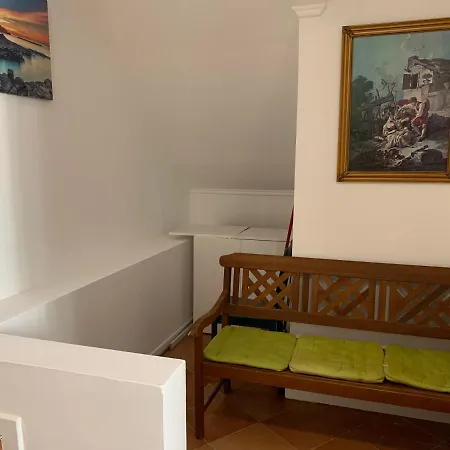 House And In Гостевой дом