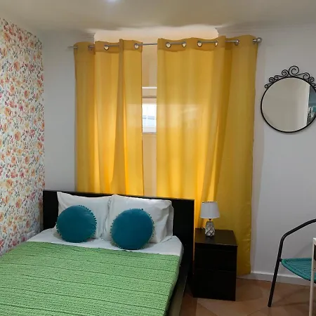 House And In Гостевой дом 2*