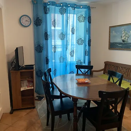 House And In Гостевой дом