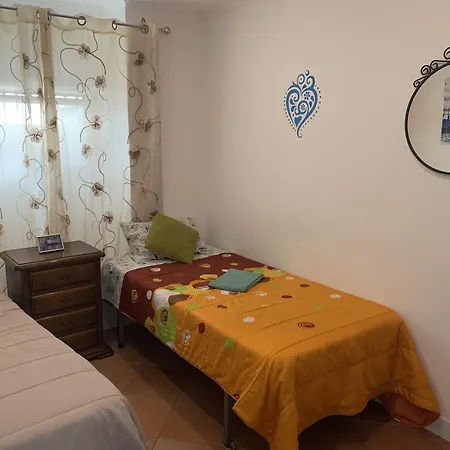 House And In 2* Лиссабон