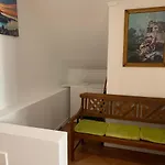 House And In Affittacamere