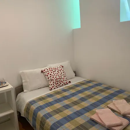 House And In Vendégház Lisboa